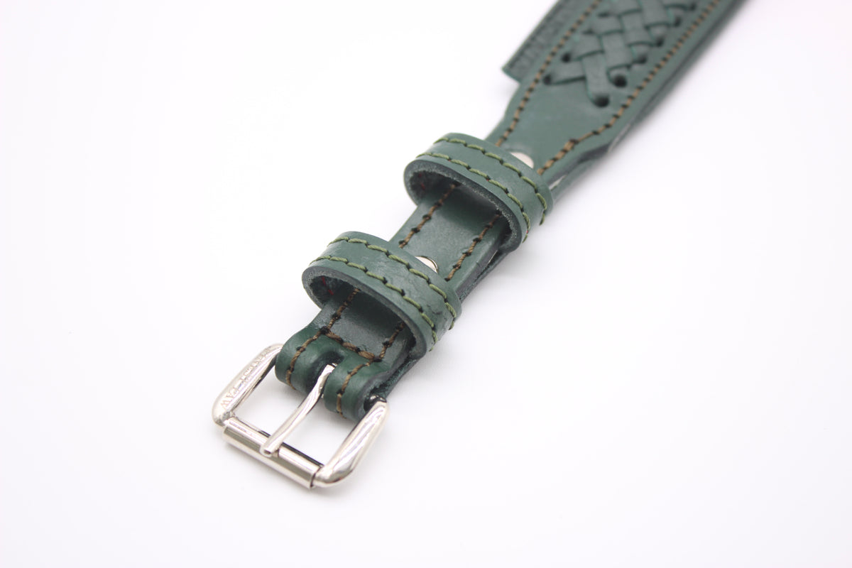 FinestPaw_Halsband_Flechtkunst_fichte_m_silber_schnalle