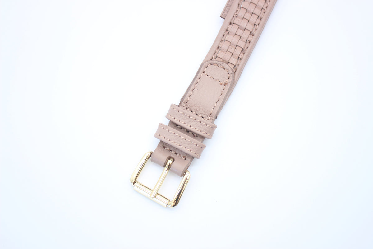 FinestPaw_Halsband_Signature_puder_m_gold_schnalle