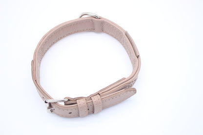 FinestPaw_Halsband_Signature_puder_m_silber_oben