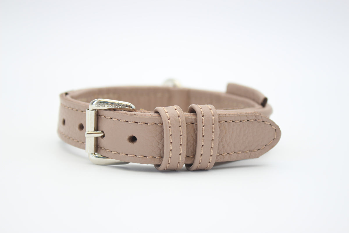 FinestPaw_Halsband_Signature_puder_xs_silber_front