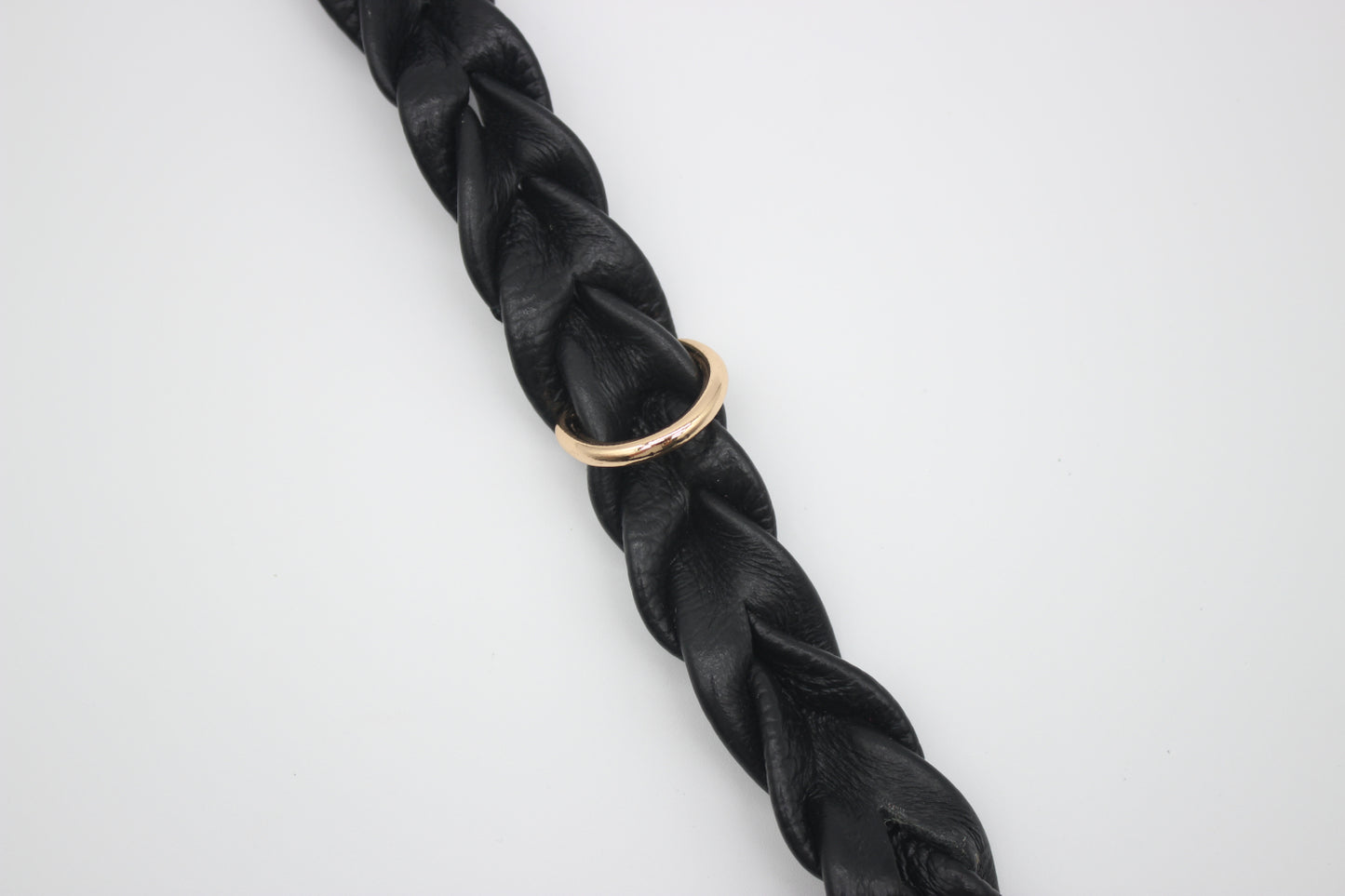 FinestPaw_Halsband_Vollgeflochten_schwarz_m_gold_dring