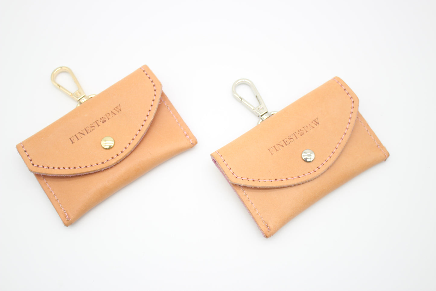 FinestPaw_Hundetuetenhalter_Soft_Slim_beige-rosa_all_goldsilber