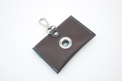 FinestPaw_Hundetuetenhalter_Soft_Slim_braun-tuerkis_silber_back