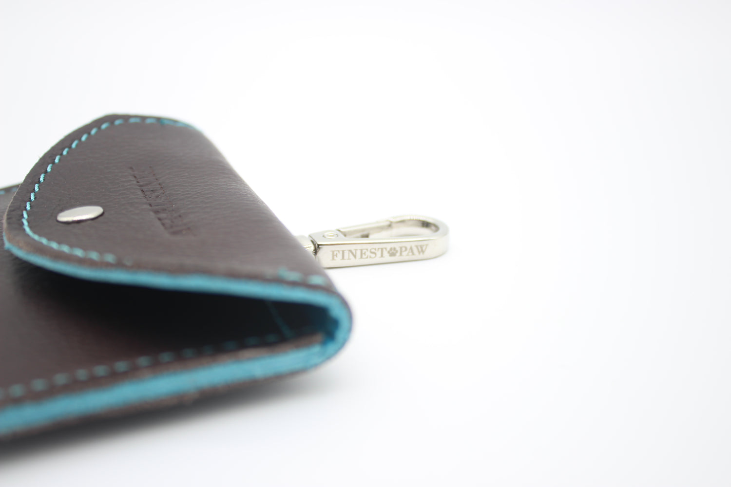 FinestPaw_Hundetuetenhalter_Soft_Slim_braun-tuerkis_silber_haken