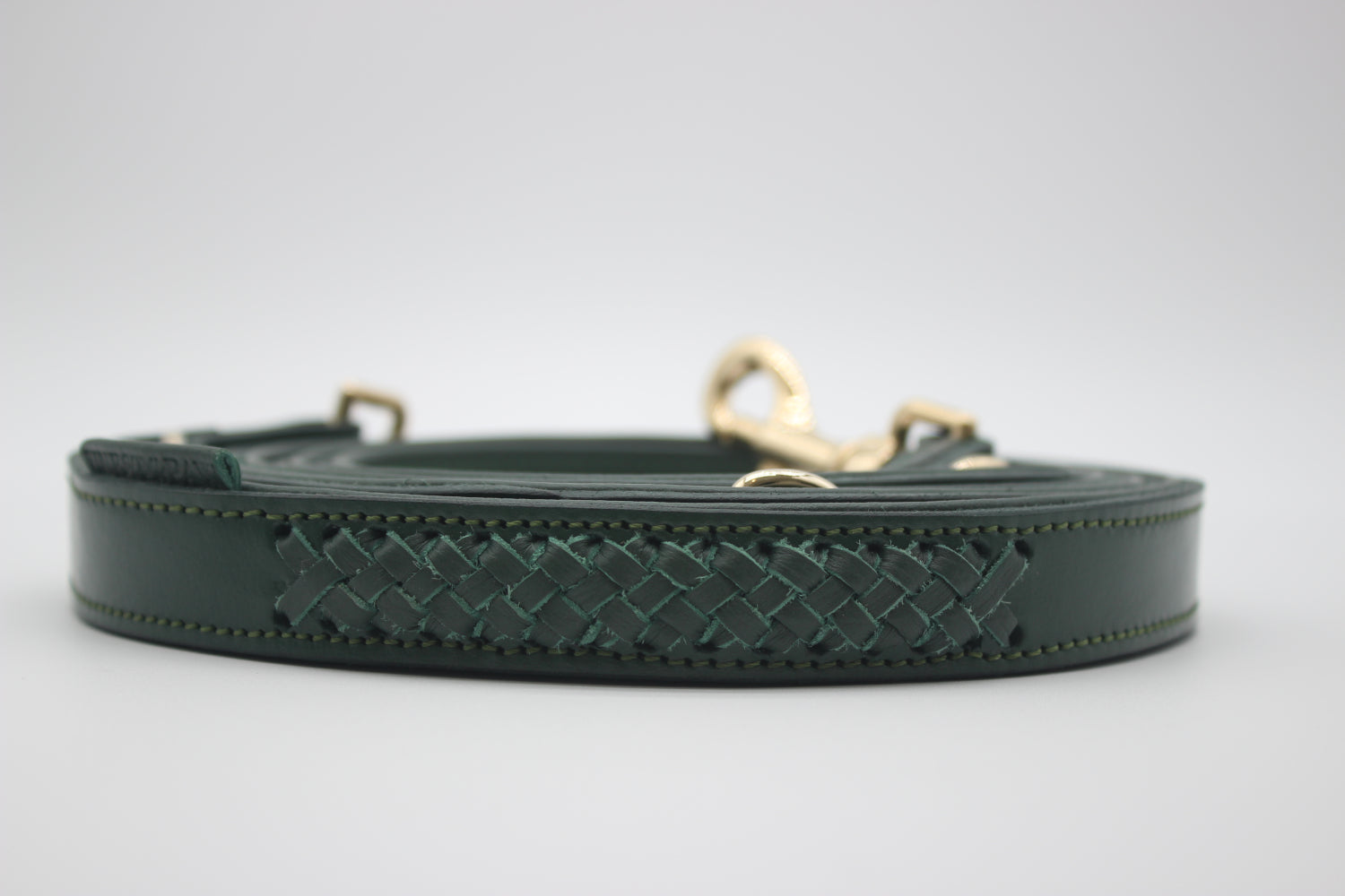 FinestPaw_Leine_Flechtkunst_Fuehrleine_fichte_all_2.5cm_all_logo