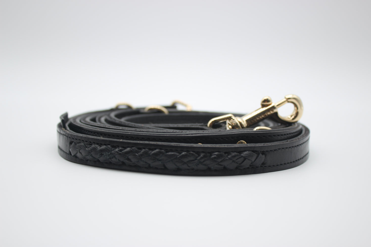 FinestPaw_Leine_Flechtkunst_Fuehrleine_schwarz_all_1.5cm_all_logo