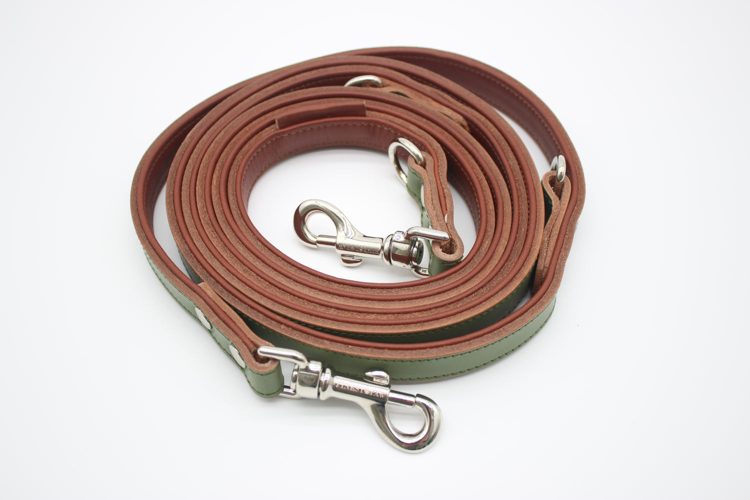 FinestPaw_Leine_Klassik_Premium_Fuehrleine_salbei_all_all_silber_gerollt