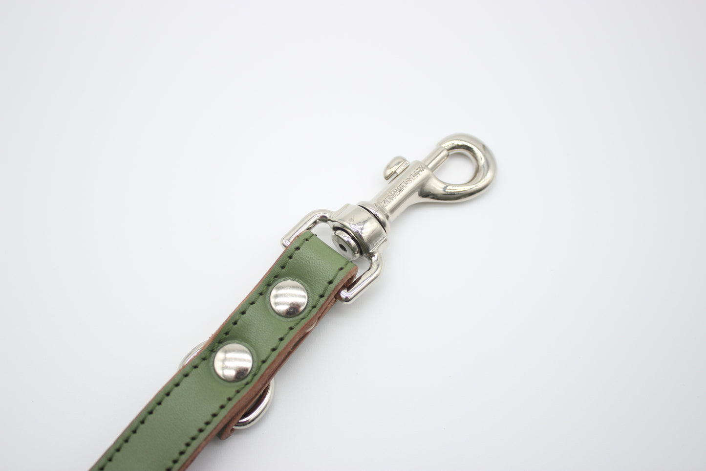 FinestPaw_Leine_Klassik_Premium_Fuehrleine_salbei_all_all_silber_karabiner