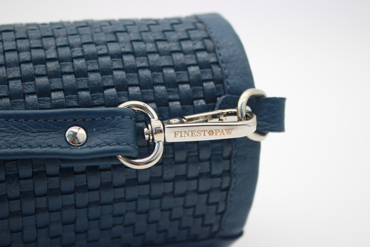 FinestPaw_Trinkflaschentasche_Signature_royalblau_all_hakenb